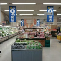 Photo taken at ラルズマート 桂岡店 by KOTO on 8/19/2012