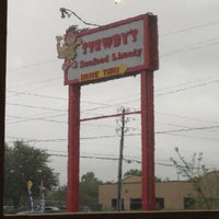 Photo taken at Stewby&amp;#39;s Seafood Shanty by Sam M. on 3/23/2012