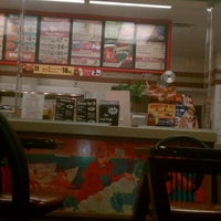 Photo taken at Popeyes Louisiana Kitchen by The Handsome1 on 2/29/2012