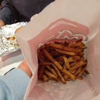Foto diambil di MOOYAH Burgers, Fries &amp; Shakes oleh Michelle D. pada 3/1/2012
