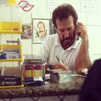Photo taken at Lanches Hípica (Chuck Norris) by Luciele A. on 8/28/2012