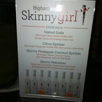 รูปภาพถ่ายที่ Bigham Tavern โดย Katie B. เมื่อ 6/29/2012