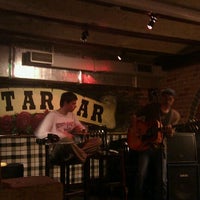 Снимок сделан в Guitar Bar пользователем Katerina I. 5/24/2012