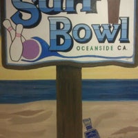 รูปภาพถ่ายที่ Surf Bowl โดย Shaun F. เมื่อ 5/13/2012