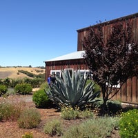 7/21/2012 tarihinde Matthew L.ziyaretçi tarafından TH Estate Wines'de çekilen fotoğraf