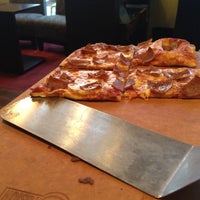 Снимок сделан в Pizza Fusion of Westchase пользователем Jerry D. 5/3/2012