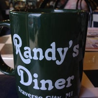 Das Foto wurde bei Randy&amp;#39;s Diner von Postal Mike am 9/5/2012 aufgenommen