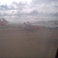 Photo taken at Virgin Atlantic Flight VS005 by JonOSFCO J. on 6/24/2012