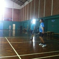 Photo taken at Chuan Cheun Badminton Court by Auou A. on 11/20/2011