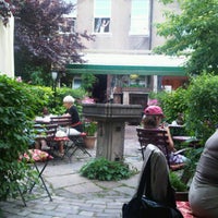 Photo taken at Cafe Bordo Restaurant by kRIs on 5/31/2011