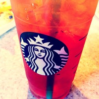 Photo taken at Starbucks by Toshira on 10/30/2011