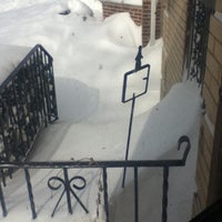 Photo taken at Snowpocalypse 2011: Chicago Edition by Hanna on 2/4/2011