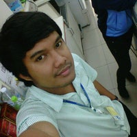 Photo taken at 7-Eleven by ?????? ?. on 1/19/2012