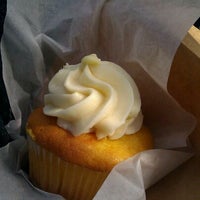 Photo taken at Curbside Cupcakes by La Bella E. on 3/15/2012