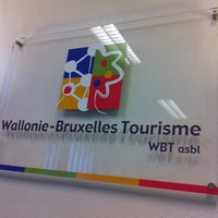 รูปภาพถ่ายที่ Wallonie Bruxelles Tourisme โดย Dali Y. เมื่อ 7/20/2011