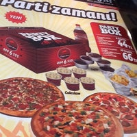 Photo taken at Pizza Hut by Emrah B. on 3/4/2012