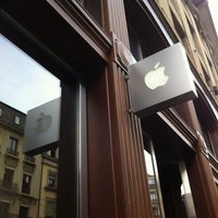 Apple Rue de Rive - Electronics Store in Genève