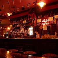 Foto tomada en Shannon Restaurant &amp;amp; Pub  por Matteo G. el 3/20/2012