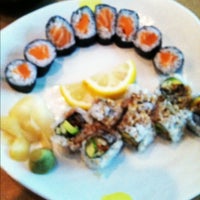 Photo taken at Sushi de Kanpai by Gio C. on 5/3/2012