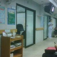 Photo taken at Opd Gyne@Vajira by A&amp;#39;PLA H. on 11/15/2011