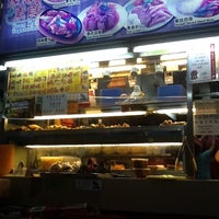 Photo taken at Jurong Cafe - Tampines: Vegetarian Food by Quek A. on 10/30/2011