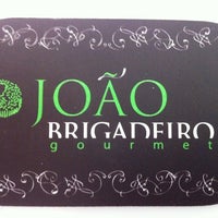 รูปภาพถ่ายที่ João Brigadeiro Gourmet โดย Danillo E. เมื่อ 8/29/2011