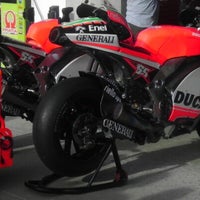 Photo taken at Valentino.Rossi&amp;#39;s pit moto.gp.indy by B3th Ann on 8/18/2012