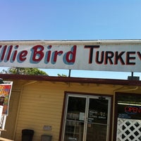 Photo taken at Willie Bird Turkeys by Phil B. on 5/12/2012