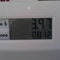 Das Foto wurde bei Shell von Petro P. am 3/28/2012 aufgenommen