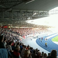 9/16/2011 tarihinde Loemmel R.ziyaretçi tarafından Gugl - Stadion der Stadt Linz'de çekilen fotoğraf