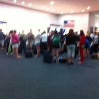 Photo taken at Baggage Claim 1 by Gulgun T. on 4/5/2012