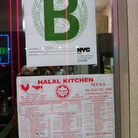 Photo taken at Halal Kitchen by A L E X on 6/30/2011