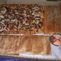 Photo taken at Pizza Hut by Denise P. on 3/16/2012