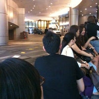 Photo taken at Taxi Stand @ ION Orchard by Helen M. on 10/30/2011