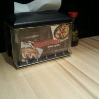 Foto tirada no(a) Mashiso Asian Grille por Laurie B. em 1/17/2012