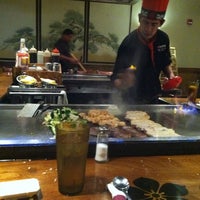 Снимок сделан в Kobe Japanese Steakhouse &amp;amp; Sushi Bar пользователем Amber G. 8/17/2011