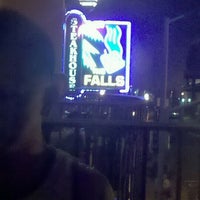 10/4/2011にYENがThe Falls Prime Steakhouseで撮った写真