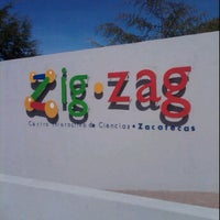รูปภาพถ่ายที่ Zigzag Centro Interactivo de Ciencia y Tecnología de Zacatecas โดย Jonathan C. เมื่อ 8/2/2011