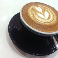 7/2/2012 tarihinde WSLziyaretçi tarafından espressolab'de çekilen fotoğraf