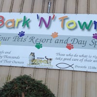 Das Foto wurde bei Bark &amp;#39;N&amp;#39; Town Pet Resort and Day Spa von Brian L. am 11/25/2011 aufgenommen