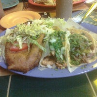 Photo taken at El Taco Veloz by Fallon D. on 3/27/2011