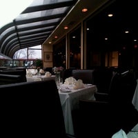 Foto diambil di Bareli&#39;s Restaurant &amp; Bar - Secaucus oleh Kenneth L. pada 3/1/2012