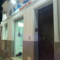 9/13/2012 tarihinde Antonio F.ziyaretçi tarafından Marisquería Bar La Almadraba'de çekilen fotoğraf
