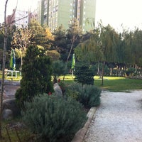 Photo taken at Nostalji Kır Bahçesi by Yankı Attaya Gitti on 11/29/2011