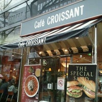 Photo taken at cafe croissant 神谷町店 by Herman T. on 3/7/2011