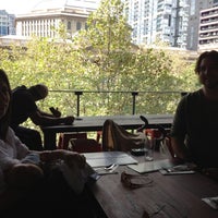 Foto tomada en Asian Beer Cafe  por Angry A. el 3/31/2012