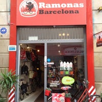 Photo taken at Ramonas Barcelona by Victor F on 5/19/2012