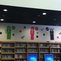 Foto diambil di Fairfield Public Library oleh Sarah pada 7/26/2012