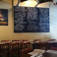 Photo taken at Amalfi Pizzeria Ristorante by Lynn A. on 5/10/2012