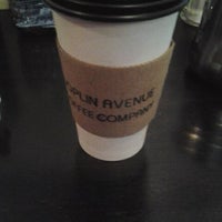 6/3/2012에 Sabrina M.님이 Joplin Avenue Coffee Company에서 찍은 사진